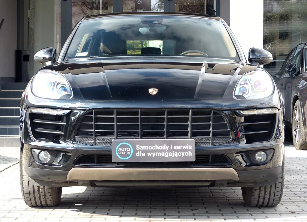 Porsche Macan cena 154900 przebieg: 92959, rok produkcji 2017 z Limanowa małe 301